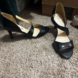 Unisa Black Open-Toe Crisscross High Heels